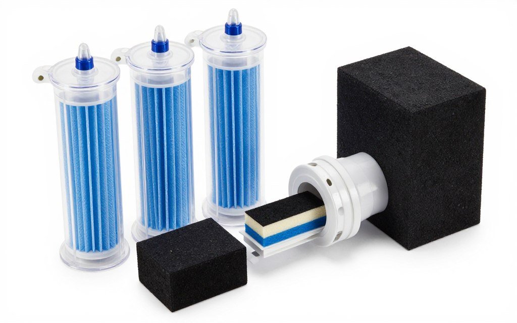 Waterdrop filter cartridges showing internal media Waterdrop filter cartridges showing internal media